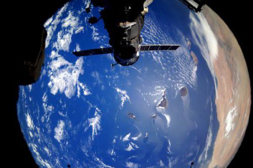 Российские конструкторы отправят в космос мощный транспортный корабль Российские конструкторы отправят в космос мощный транспортный корабль